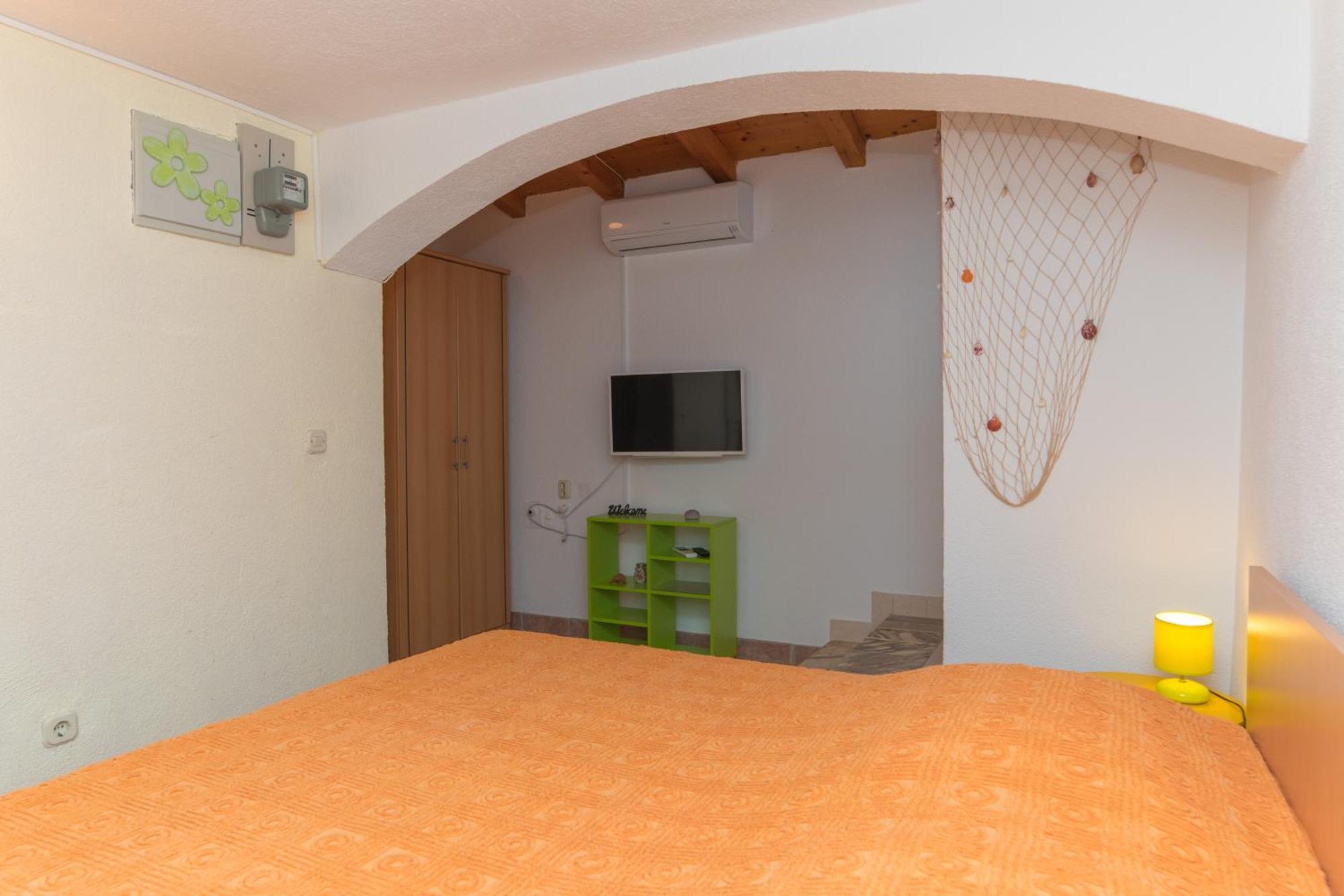 Apartments Lux Бол Экстерьер фото